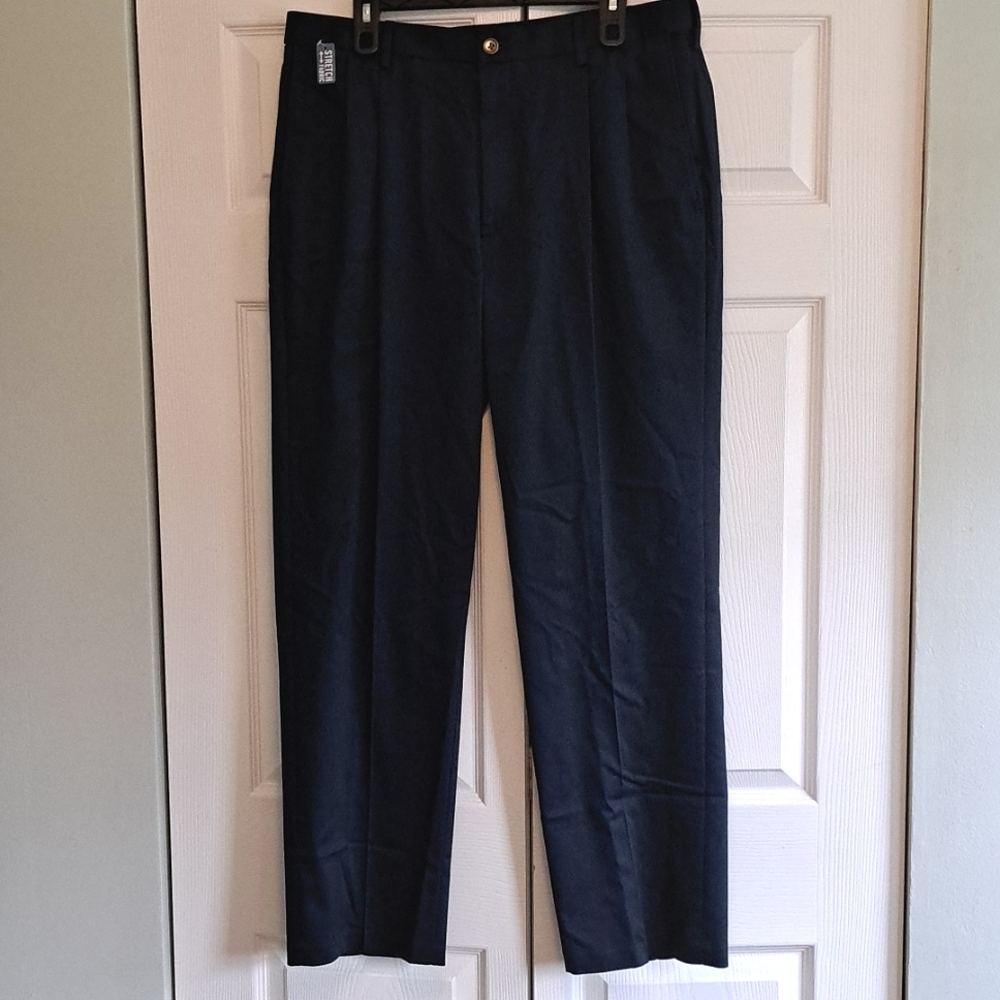 Mens Haggar Classic Fit khaki